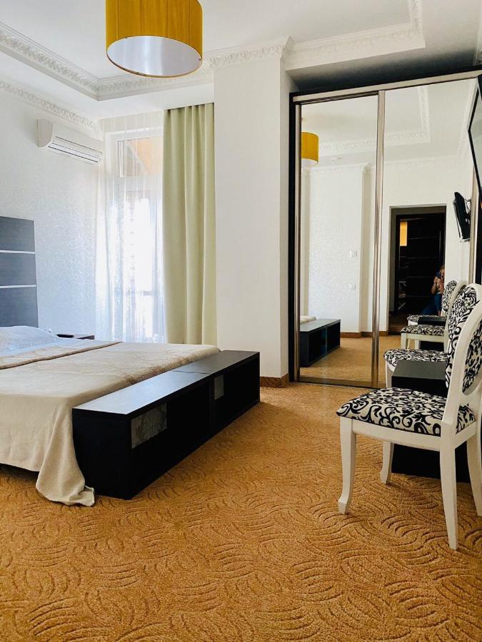 Arkpalmira Hotel Odessa Luaran gambar